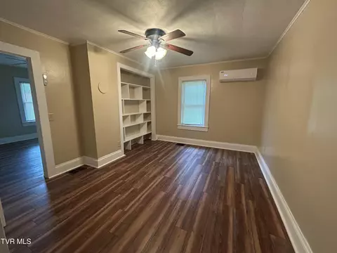 Living - 518 Spring Avenue Wise Va 24293, Wise, VA 24293 photo 5 of 5