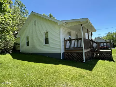 Exterior - 518 Spring Avenue Wise Va 24293, Wise, VA 24293 photo 3 of 9