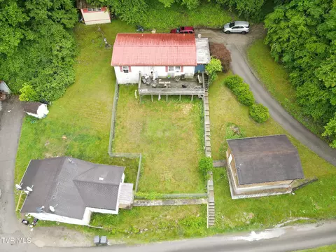 8126 S River Road Pound Va 24279, Pound, VA 24279