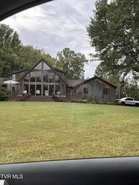 153 Boonewood Pvt Drive Piney Flats Tn 37686, Piney Flats, TN 37686