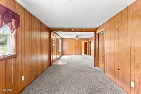 Living - 201 Melrose Street Hampton Tn 37658, Hampton, TN 37658 photo 2 of 2