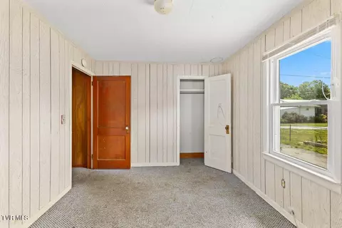 Bedroom - 201 Melrose Street Hampton Tn 37658, Hampton, TN 37658 photo 5 of 6