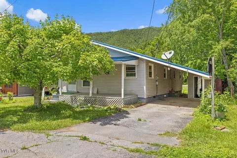 115 Alexander Street Hampton Tn 37658, Hampton, TN 37658