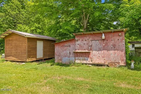 Exterior - 115 Alexander Street Hampton Tn 37658, Hampton, TN 37658 photo 4 of 4