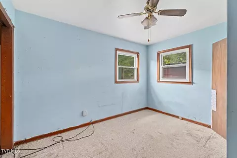 Bedroom - 115 Alexander Street Hampton Tn 37658, Hampton, TN 37658 photo 2 of 5