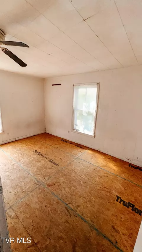 Bedroom - 465 Big Limestone Road Limestone Tn 37681, Limestone, TN 37681 photo 2 of 2