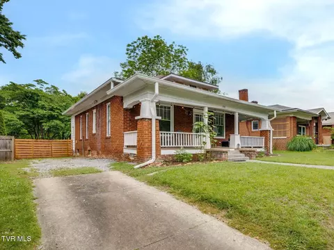 818 W Maple Street Johnson City Tn 37604, Johnson City, TN 37604