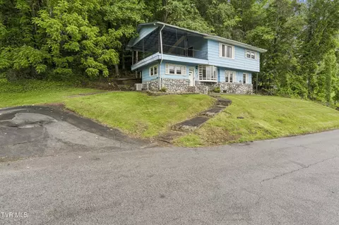Exterior - 902 Diane Avenue Erwin Tn 37650, Erwin, TN 37650 photo 8 of 8