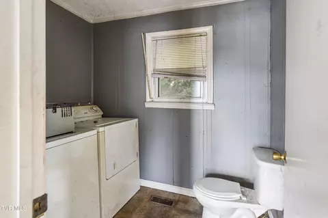 Other - 902 Diane Avenue Erwin Tn 37650, Erwin, TN 37650 photo 7 of 10