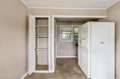 Other - 902 Diane Avenue Erwin Tn 37650, Erwin, TN 37650 photo 4 of 10