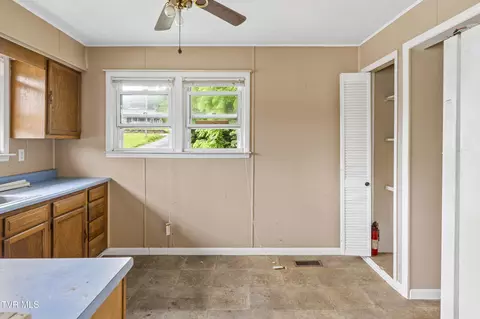 Other - 902 Diane Avenue Erwin Tn 37650, Erwin, TN 37650 photo 3 of 10