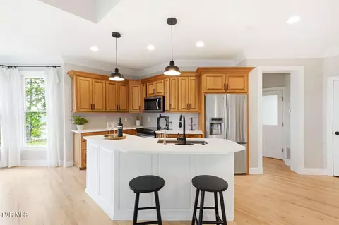 Kitchen - 9 Thunder Bay Drive Gray Tn 37615, Gray, TN 37615 photo 4 of 4