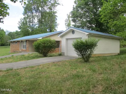 Exterior - 270 Forrest Road Fall Branch Tn 37656, Fall Branch, TN 37656 photo 6 of 20