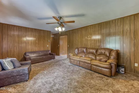 Living - 2390 Highway 107 Chuckey Tn 37641, Chuckey, TN 37641 photo 5 of 5