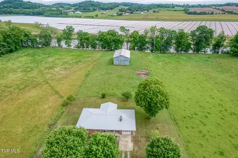 Exterior - 2390 Highway 107 Chuckey Tn 37641, Chuckey, TN 37641 photo 3 of 21