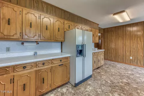 Kitchen - 2390 Highway 107 Chuckey Tn 37641, Chuckey, TN 37641 photo 3 of 3