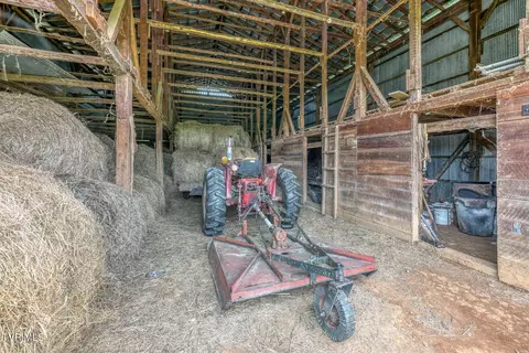 Exterior - 2390 Highway 107 Chuckey Tn 37641, Chuckey, TN 37641 photo 15 of 21