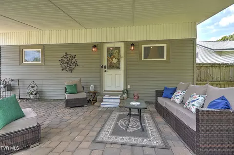 Exterior - 909 E Holston Avenue Johnson City Tn 37601, Johnson City, TN 37601 photo 16 of 19