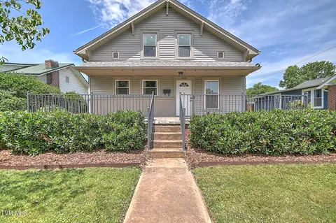 Exterior - 909 E Holston Avenue Johnson City Tn 37601, Johnson City, TN 37601 photo 2 of 19