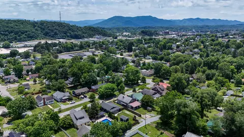 View/Area - 909 E Holston Avenue Johnson City Tn 37601, Johnson City, TN 37601 photo 10 of 11