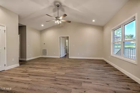 Living - 234 E Ridges Drive Chuckey Tn 37641, Chuckey, TN 37641 photo 9 of 9