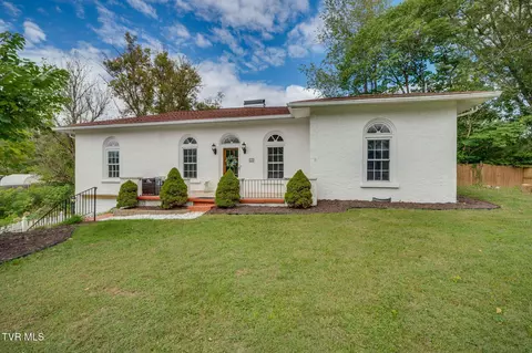 826 Polk Avenue Johnson City Tn 37604, Johnson City, TN 37604