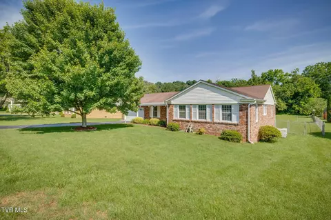 812 Kendrick Creek Road Kingsport Tn 37663, Kingsport, TN 37663
