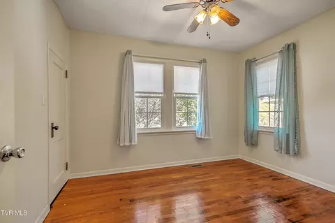 Bedroom - 2145 Highway 93 Fall Branch Tn 37656, Fall Branch, TN 37656 photo 1 of 10