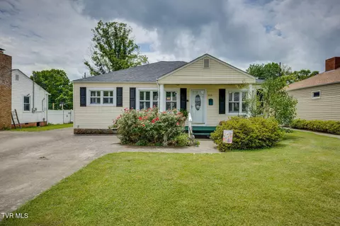 1826 Kenwood Road Kingsport Tn 37664, Kingsport, TN 37664