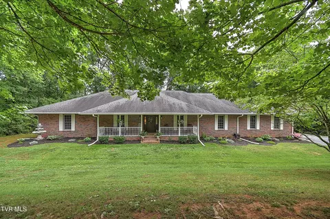 145 Zeb Grindstaff Road Elizabethton Tn 37643, Elizabethton, TN 37643