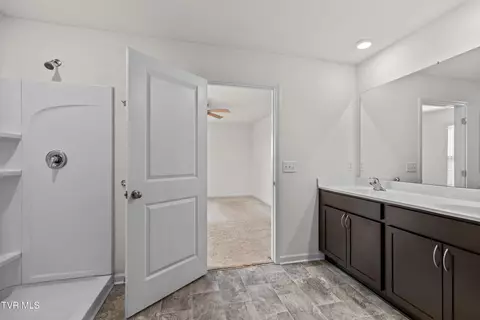 Entry Way - 2320 Beacon Road Talbott Tn 37877, Talbott, TN 37877 photo 1 of 2