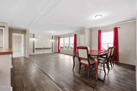 Dining - 425 Pritchard Road Limestone Tn 37681, Limestone, TN 37681 photo 1 of 2