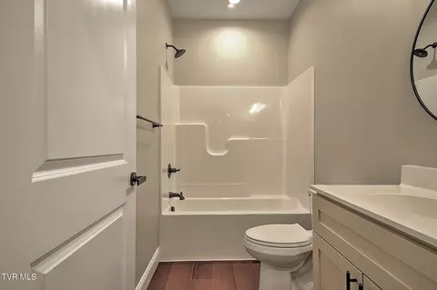 Bath - 118 Emerald Drive Greeneville Tn 37745, Greeneville, TN 37745 photo 5 of 5