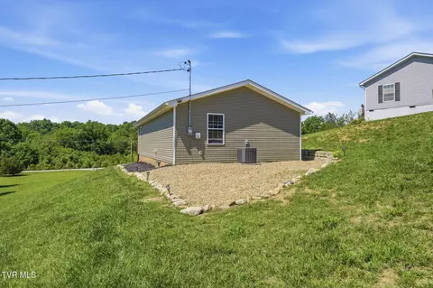 Exterior - 730 Ottway Road Greeneville Tn 37745, Greeneville, TN 37745 photo 4 of 7