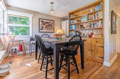 Dining - 800 Prospect Avenue Bristol Va 24201, Bristol, VA 24201 photo 1 of 3