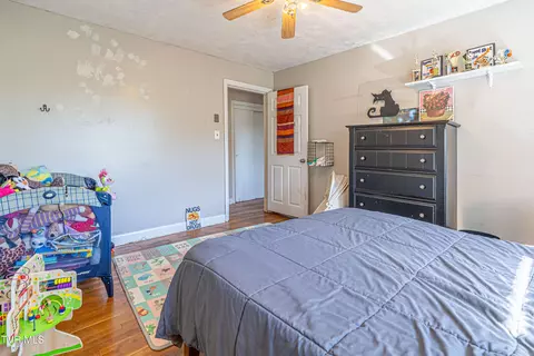 Bedroom - 800 Prospect Avenue Bristol Va 24201, Bristol, VA 24201 photo 3 of 11