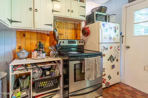 Kitchen - 800 Prospect Avenue Bristol Va 24201, Bristol, VA 24201 photo 4 of 4
