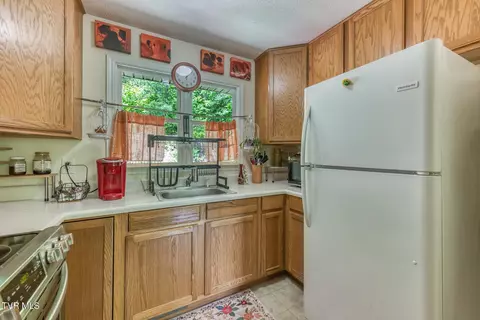 Kitchen - 130 Timber Lane Hampton Tn 37658, Hampton, TN 37658 photo 1 of 3