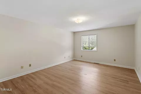 Bedroom - 1141 E Timbers 1141 Greeneville Tn 37745, Greeneville, TN 37745 photo 4 of 6