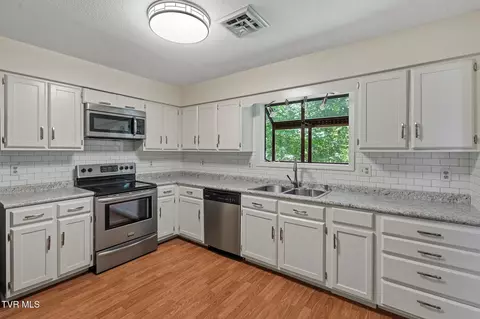 Kitchen - 1141 E Timbers 1141 Greeneville Tn 37745, Greeneville, TN 37745 photo 3 of 3