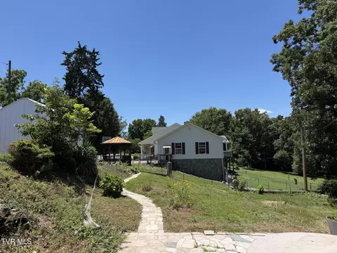 Exterior - 507 E Sevier Heights Greeneville Tn 37745, Greeneville, TN 37745 photo 6 of 8