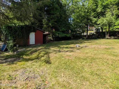 Exterior - 235 SE Glade Street Wise Va 24293, Wise, VA 24293 photo 3 of 8