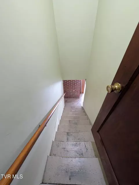 Entry Way - 235 SE Glade Street Wise Va 24293, Wise, VA 24293 photo 1 of 1