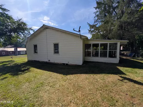 Exterior - 235 SE Glade Street Wise Va 24293, Wise, VA 24293 photo 5 of 8