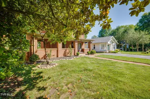 Exterior - 206 E 9th Avenue Johnson City Tn 37601, Johnson City, TN 37601 photo 4 of 7