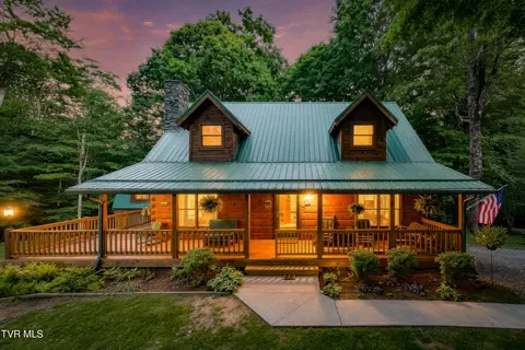 104 Crestwood Drive Roan Mountain Tn 37687, Roan Mountain, TN 37687