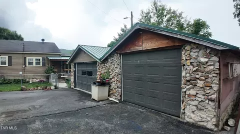 Exterior - 651 Broyles Avenue Erwin Tn 37650, Erwin, TN 37650 photo 4 of 28