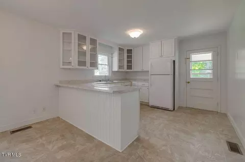 Kitchen - 1710 Mcclellan Drive Johnson City Tn 37604, Johnson City, TN 37604 photo 1 of 4