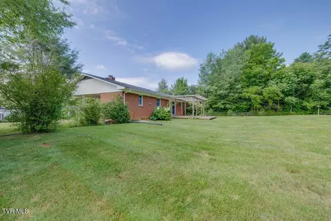 Exterior - 1710 Mcclellan Drive Johnson City Tn 37604, Johnson City, TN 37604 photo 5 of 7