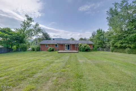 Exterior - 1710 Mcclellan Drive Johnson City Tn 37604, Johnson City, TN 37604 photo 6 of 7